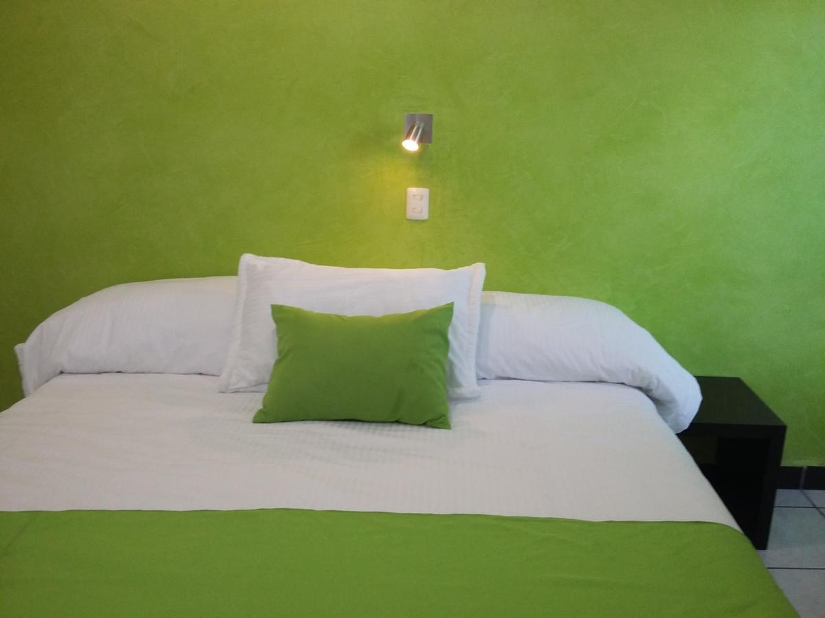 Hotel Rv Martínez de La Torre Esterno foto